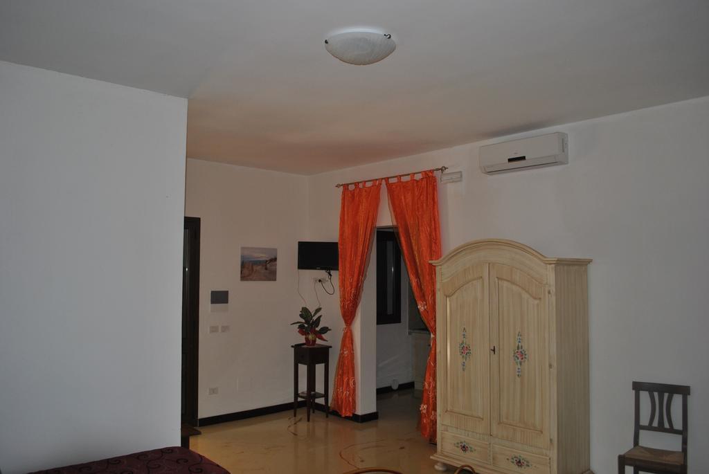 Tenuta La Spezia Carpignano Salentino Buitenkant foto