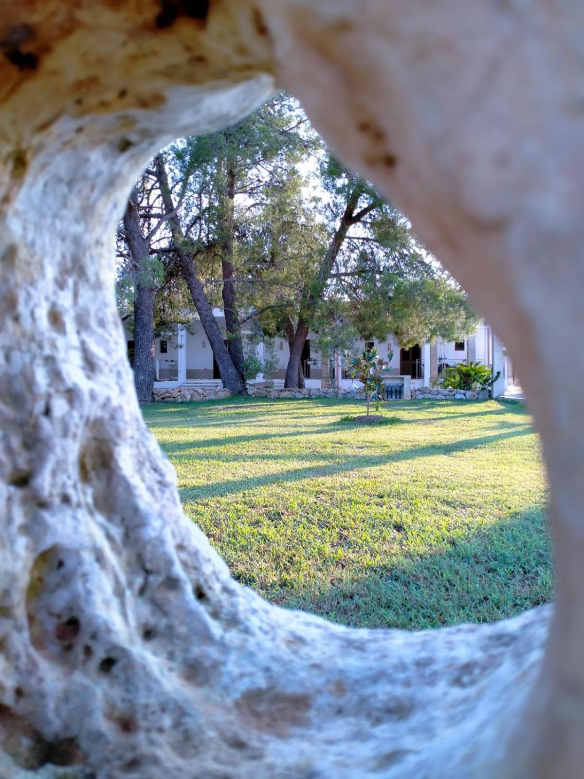 Tenuta La Spezia Carpignano Salentino Buitenkant foto